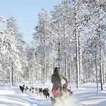 Arctic Circle Close To Santa's Village 度假居