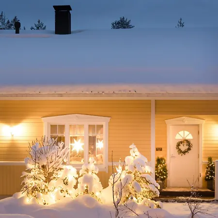Arctic Circle Close To Santa's Village Holiday home