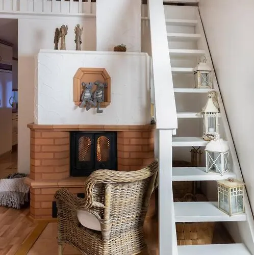 Arctic Circle Close To Santa's Village Hébergement de vacances